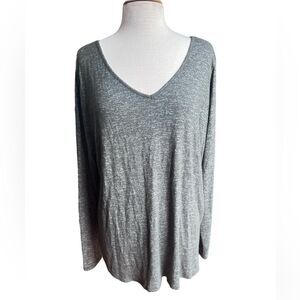 Ava & Viv Size 1X Long Sleeve Gray V-Neck Knit Top Blouse
